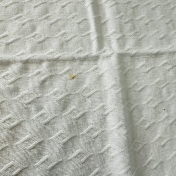 Vintage Embroidered Dresser Scarf Floral Crochet Edge 30x16” Cottage Granny Core - Picture 3 of 10